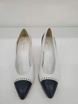 Women Jacqueline Ferrar Black/white heel shoes size-5.5 used