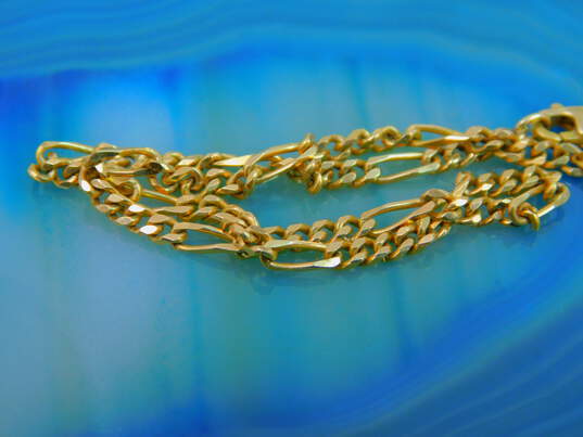 14K Yellow Gold Delicate Figaro Chain Bracelet 3.4g image number 3