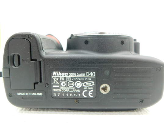 Nikon D40 DSLR Digital Camera Body Tested image number 5