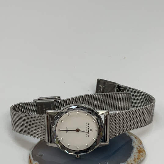 Designer Skagen 139SSS Silver-Tone Mesh Strap Round Dial Analog Wristwatch image number 1