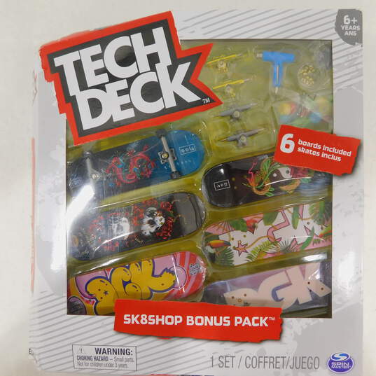 Tech Deck ZERO Skateboards Sk8shop 6 Decks Bonus Pack New Spin Master Toys image number 1