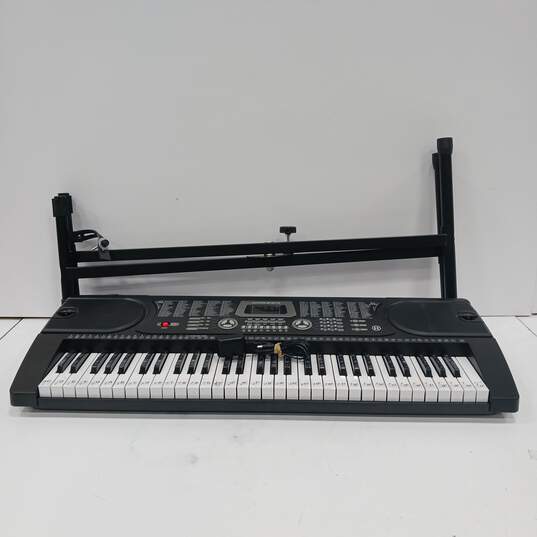 Hamzer 61-Key Digital Music Piano Keyboard & Stand image number 1