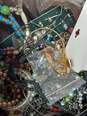 7.1lbs Lot of Assorted Bulk Costume Fashion Jewelry image number 4