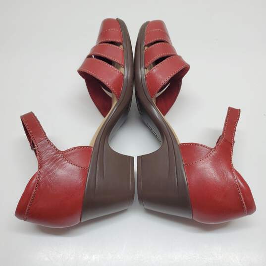 Clark Collection Emily Daisy Red Leather Women Heels Size 8.5 image number 3