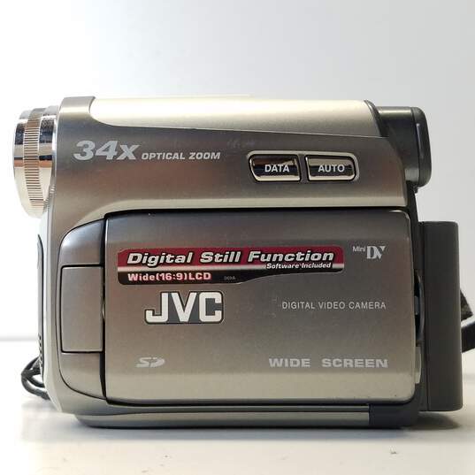 JVC GR-D770U MiniDV Camcorder For Parts or Repair image number 3
