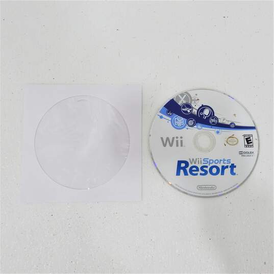 Wii Sports Resort Disc Only image number 1