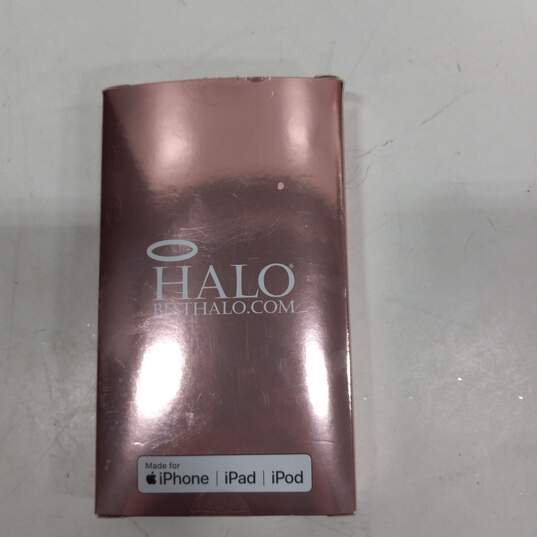 Halo Power Pocket 6000 Portable Charger with 3 Cables image number 5