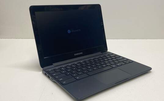 Samsung Chromebook 3 XE500C13-K04US 11.6" Intel Celeron image number 1