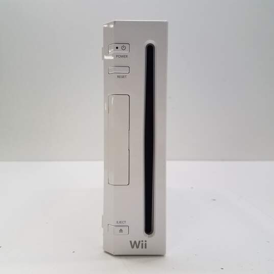 Nintendo Wii White Console Only image number 1