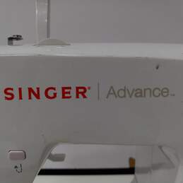 Singer Advance 7422 Sewing Machine alternative image