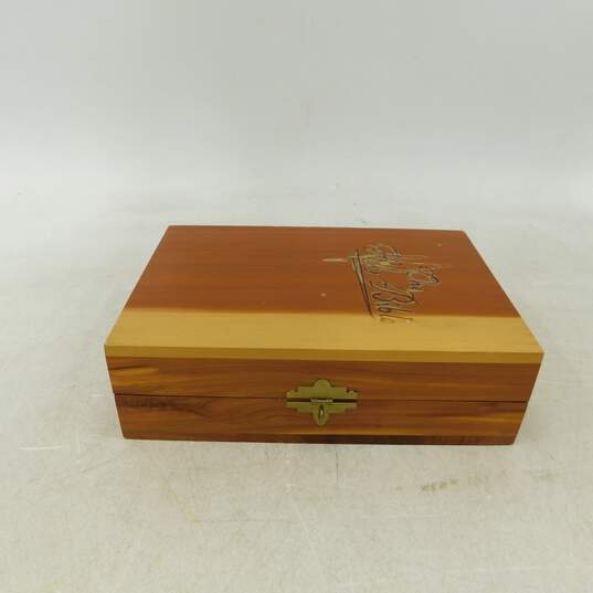 1976 Memorial Edition Holy Bible Illustrated Catholic Edition Wooden Box image number 5