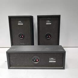 Bundle of 3 Yamaha NS-AP5700BL Speakers alternative image