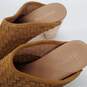 Pilcro Women's Clog Sandal Heels Size 7 image number 5