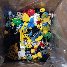 1.5lbs Of Assorted Lego Minifigures