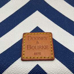 Dooney & Bourke Womens Blue White Chevron Leather Wristlet Wallet alternative image