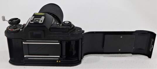 Nikon FG SLR 35mm Film Camera W/ 35-135mm Lens image number 4