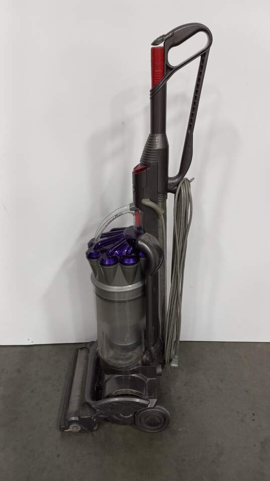 DC17 Absolute Upright Vacuum image number 2