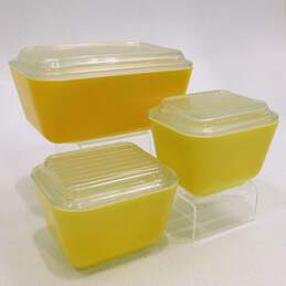 Vintage Pyrex Daisy Citrus Yellow Refrigerator Dishes Set of 3 w/ Lids