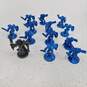 Crossbows & Catapults lot Vintage with Figures Blue image number 5