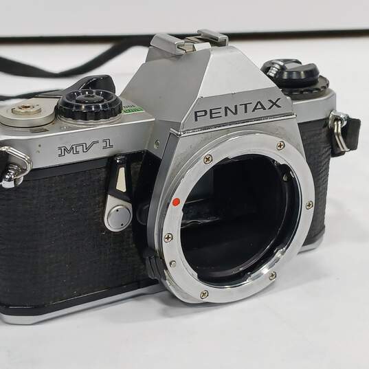 2 Vintage Pentax MV1 Body Only and Nikon N6006 Film Camera & Lens Bundle image number 2