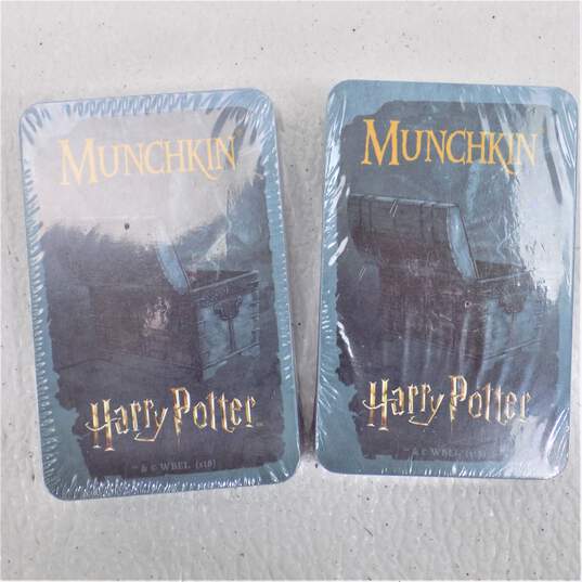 Harry Potter Munchkin Deluxe Board Game image number 2
