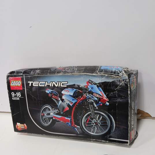 Lego Technic Assembly Kit image number 2