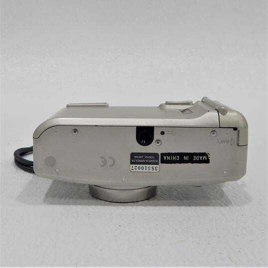 Konica Minolta Brand Zoom 160C Model 35mm Film Camera w/ Strap image number 7