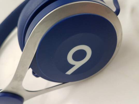 Beats Blue EP Wired Headphones Untested image number 4