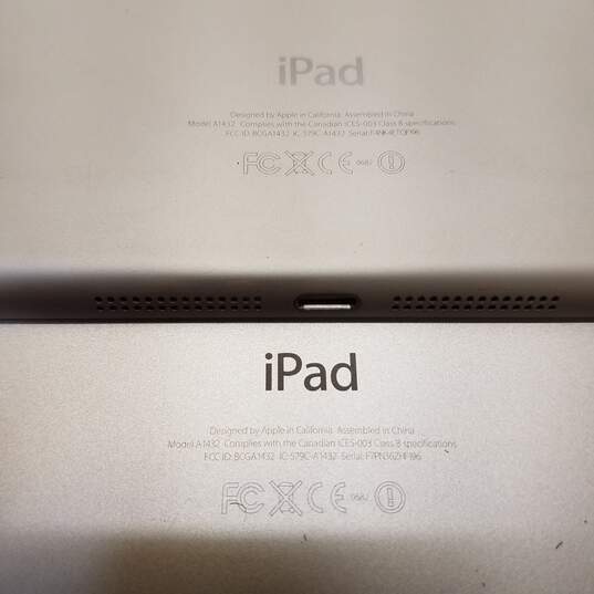 Apple iPad Mini (A1432) - Lot of 2 - LOCKED image number 8