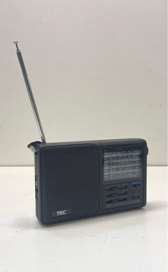 TEC 235 TR 9 Ban World Receiver Radio image number 5
