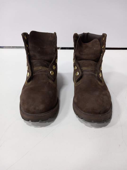 Timberlands Women's Brown Nubuck Boots Size 5.5 image number 2
