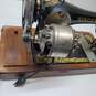 Vintage Antique Singer Sewing Machine In Wood Case (No Key) image number 6
