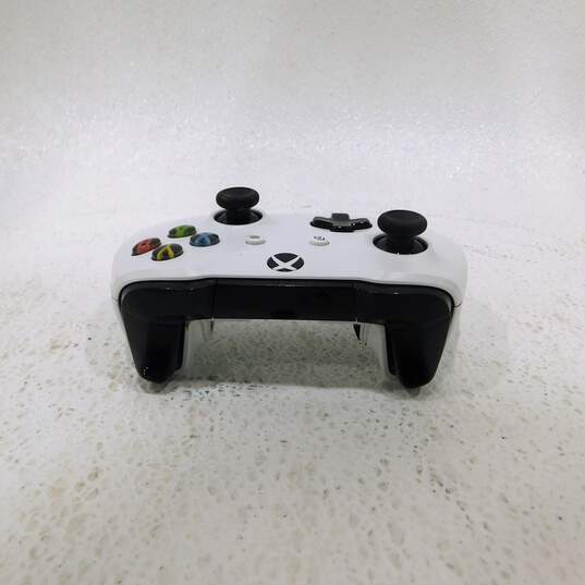 Xbox one Wireless controller image number 4