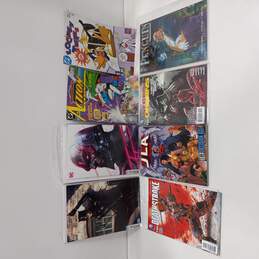 Bundle of 8 Assorted DC Comic Books