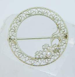 Antique 10K White Gold 0.03 CT Diamond Floral Filigree Circle Brooch 1.7g