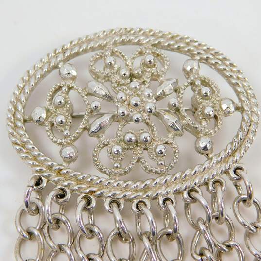 VNTG Signed Sarah Coventry Silver Tone Fringe Chain Dangle Brooch image number 2