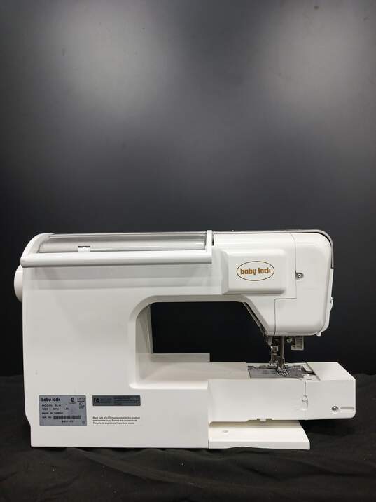 Baby LockEllegant BLG Sewing Machine image number 4