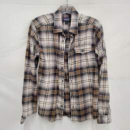 Patagonia MN's Organic Cotton Multi-Colored Plaid Long Sleeve Shirt Sz. S
