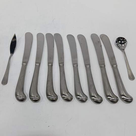 Bundle of Assorted Northland Stainless Silver Tone Cutlery Set In Wood Box image number 5