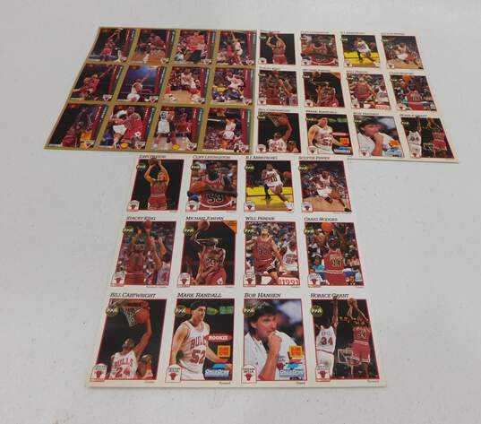 Chicago Bulls NBA Champions 90-91 & 91-92 Memorabilia Lot image number 6