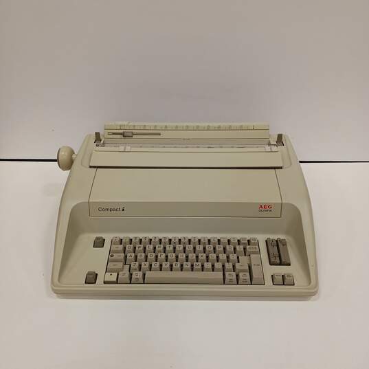 Olympia AEG Compact i Electric Typewriter image number 1