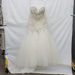 Ball Gown Wedding Dress Size 12 Waist 32in