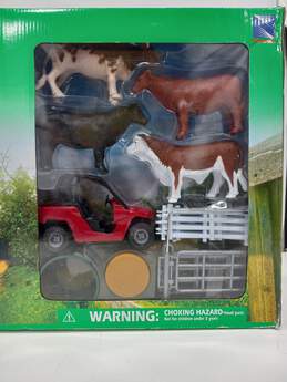 New Ray Country Life Extra Large Red Barn Cattle Ranch Playset - NIB alternative image