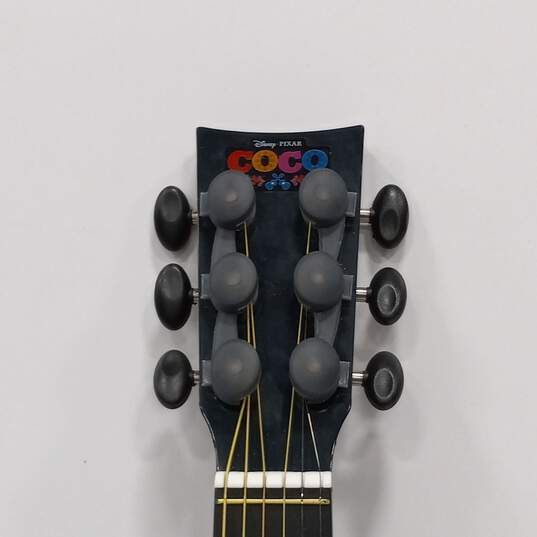 Disney Guitar COCO First Act Discovery W/Box image number 4