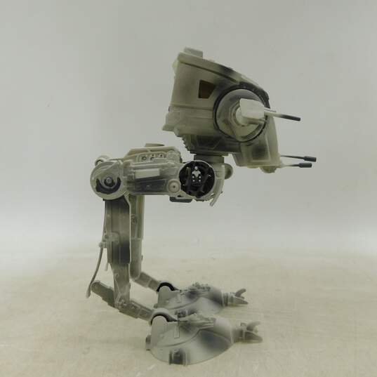 2002 HASBRO STAR WARS HOTH AT-ST SCOUT WALKER LOOSE image number 4