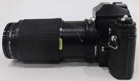 Nikon FG SLR 35mm Film Camera W/ 35-135mm Lens image number 3