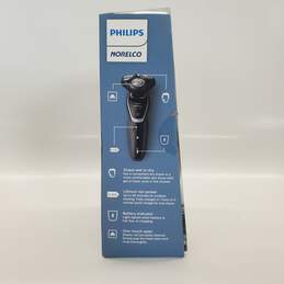 SEALED Philips Norelco 5100 Wet/Dry Rechargeable Electric Shaver S5210/81 NIB Factory Sealed