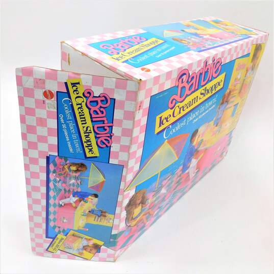 Vintage Mattel Barbie Ice Cream Shoppe Playset IOB image number 11