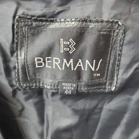 Men's Black Bermans Leather Vest Size 44 image number 5