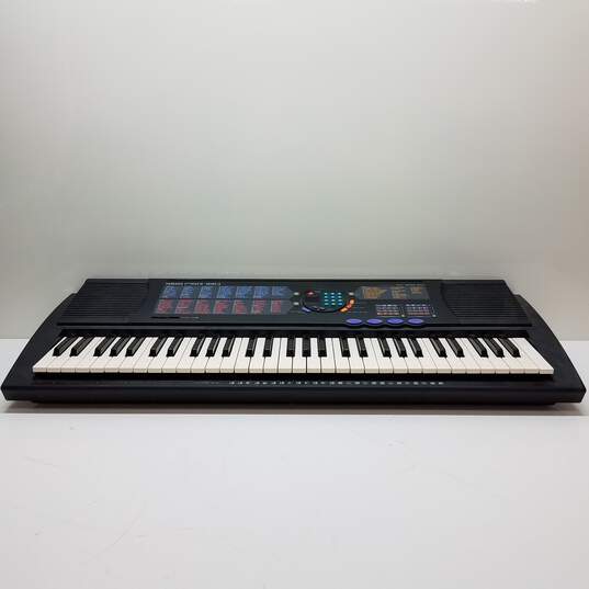 Yamaha Portatone PSR-180 Electronic Keyboard Untested image number 1